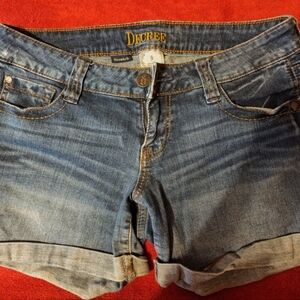 Decree women's shorts size 9